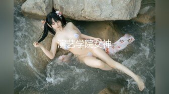 【模特写真拍摄探花】气质尤物极品模特，小虎牙一身旗袍，摆出各种姿势，美臀骚穴，拍完还给撸吊口交