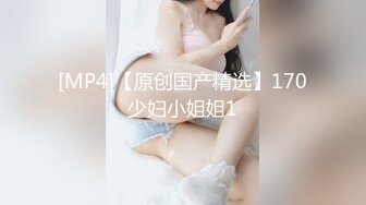 美妞自拍自己69式吃鸡巴