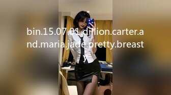 [MP4/632M]5/23最新 潘金莲岔开大腿露出大鲍鱼让男跑友给他舔逼大屌后入VIP1196