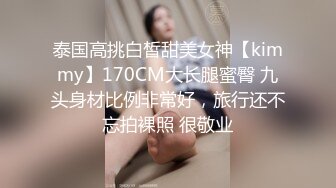 人妻偷情，进门害羞，衣服脱了就放开了