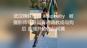 吃药发情女友，再客厅嗷嗷叫