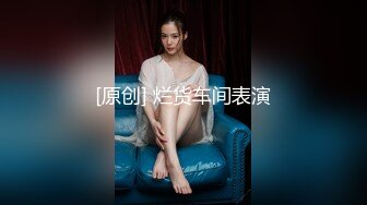 [MP4/ 2.03G] 新人面罩骚女一女3男淫乱啪轮换着操，脱下内衣撩起裙子摸逼，后入抽插上位骑乘