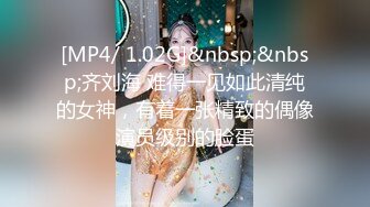 眼镜妹子镜头前深喉口交，大屌无套一顿草