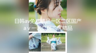 魔手外购2021十月最新流出《商城后景》美女导购员眼镜小姐姐屁眼一张一翕的就是不拉屎