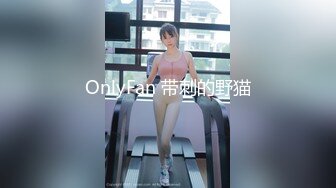 白丝居家护士制服诱惑