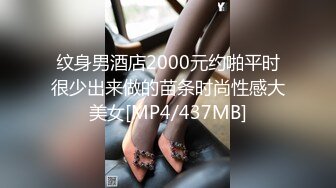 吃瓜-JK妹子得知自己男友出轨自己最好的闺蜜后，在大街上当着男友面大哭大闹,用头撞墙,脱光衣服竭撕底里大叫