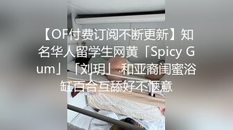 黑丝露脸生过孩子的极品小女人，性感纹身激情大秀直播刺激狼友，奶子又大又诱人，道具插进骚逼不停搅拌水多