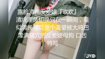 夏日，女生寝室的无限春光【大学生活好】学霸还在看书，对床清凉睡衣刷剧，被子下她在抠穴，厕所自慰洗逼，太刺激了