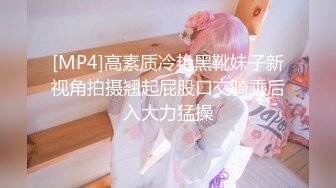 大奶女友 在家上位啪啪 有这个奶子其实脸不脸已经不重要了 浑圆富有弹性 关键这奶头太诱惑