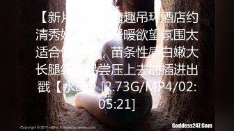 2024.8.17，【木桃桃御姐】，第一视角拍摄，有露脸，超帅健身男好会舔逼，对着镜子无套后入