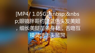 小骚货又发骚了 新到的玩具迫不及待插自己