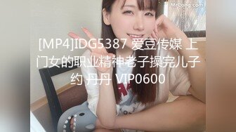 《顶级 泄密》万人求购OnlyFans网红健身房撸铁美女S级魔鬼身材萝莉型小妹楠楠福利自拍视图流出激情后入操出臀浪