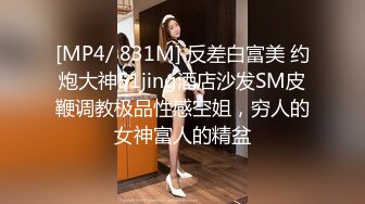 KTV女厕偷拍漂亮的长裙美女 看这表情是酒喝多了难受吗